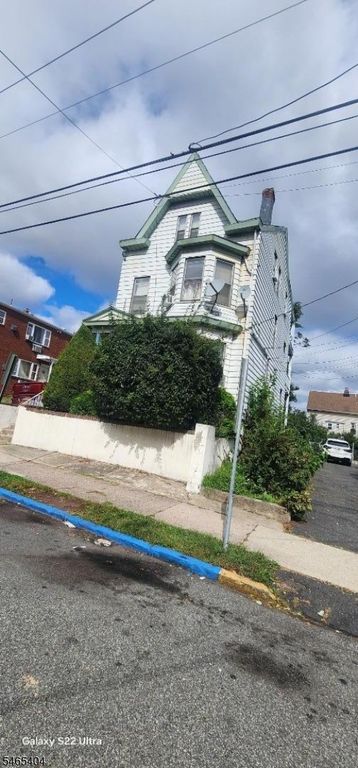 307 Sussex St, Paterson City, NJ 07503 — photo 2