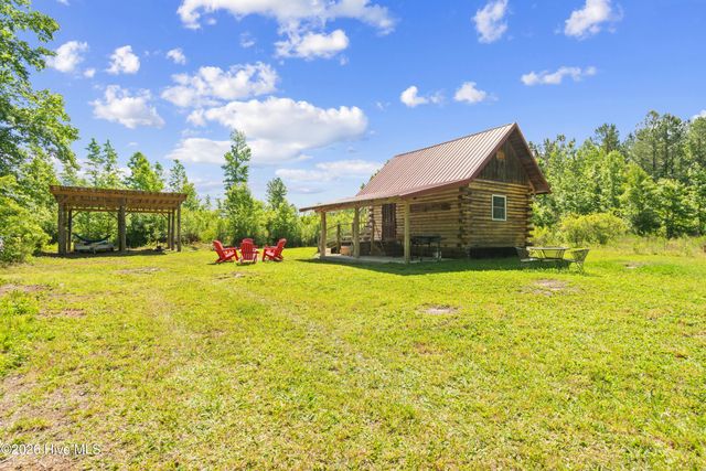 5840 Green Swamp Road NW, Ash, NC 28420