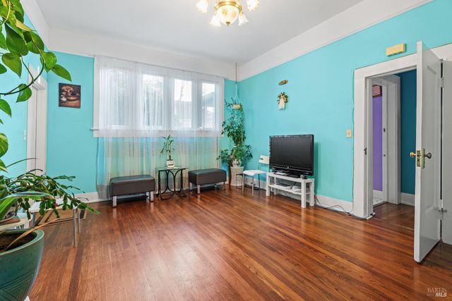 204 S Dora St, Ukiah, CA 95482