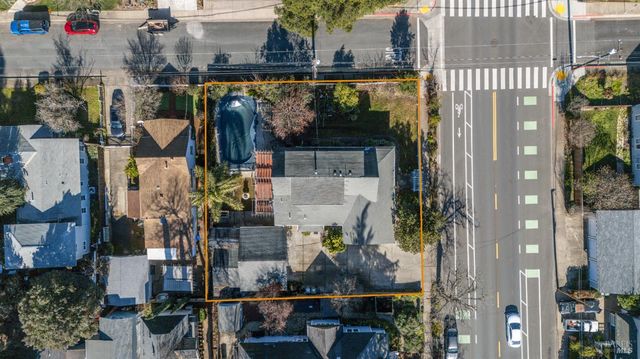 204 S Dora St, Ukiah, CA 95482