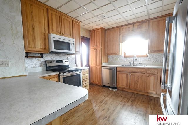 1330 N Kansas, Superior, NE 68978