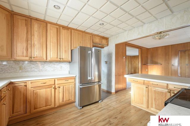 1330 N Kansas, Superior, NE 68978