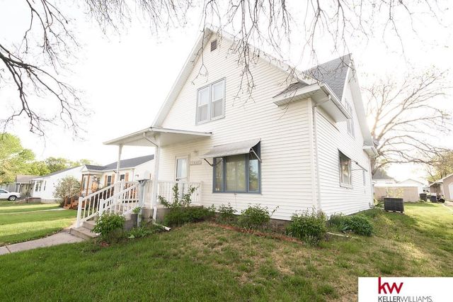 1330 N Kansas, Superior, NE 68978