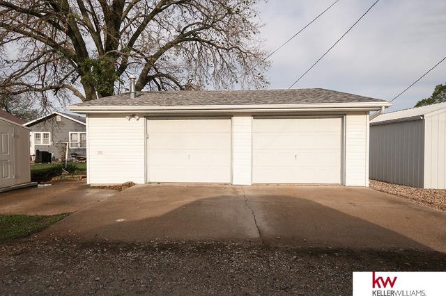 1330 N Kansas, Superior, NE 68978