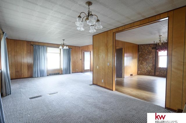 1330 N Kansas, Superior, NE 68978