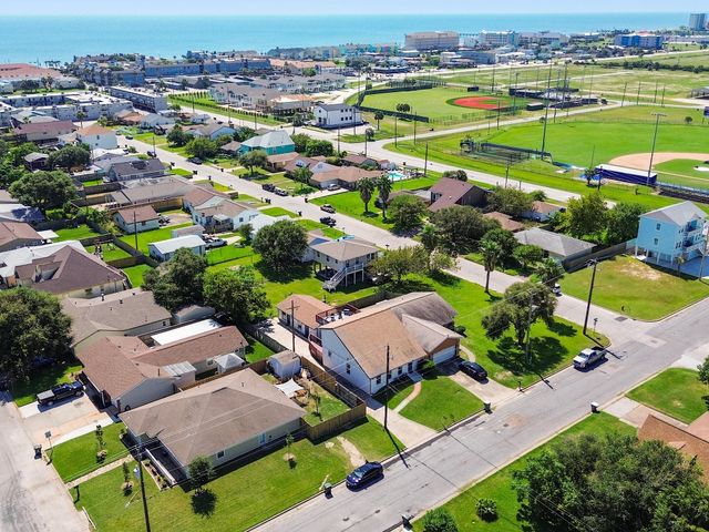 8007 Beluche Drive, Galveston, TX 77551