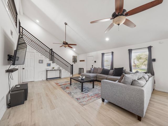 8007 Beluche Drive, Galveston, TX 77551