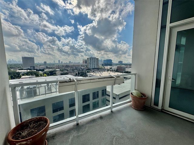 4521 San Felipe Street 1103, Houston, TX 77027