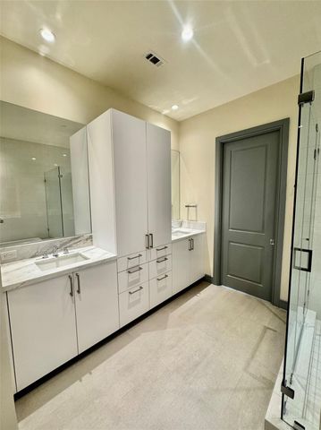 4521 San Felipe Street 1103, Houston, TX 77027