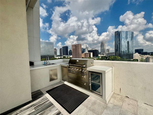 4521 San Felipe Street 1103, Houston, TX 77027