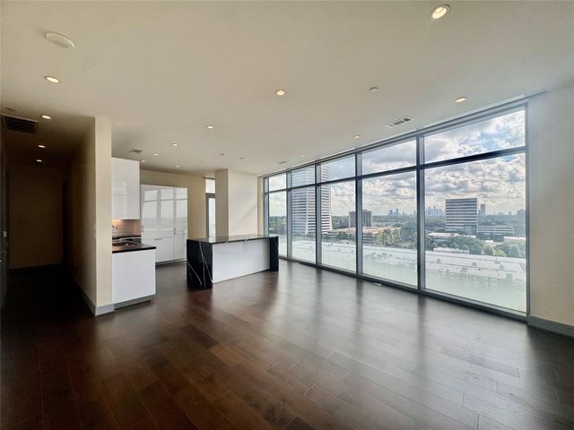 4521 San Felipe Street 1103, Houston, TX 77027