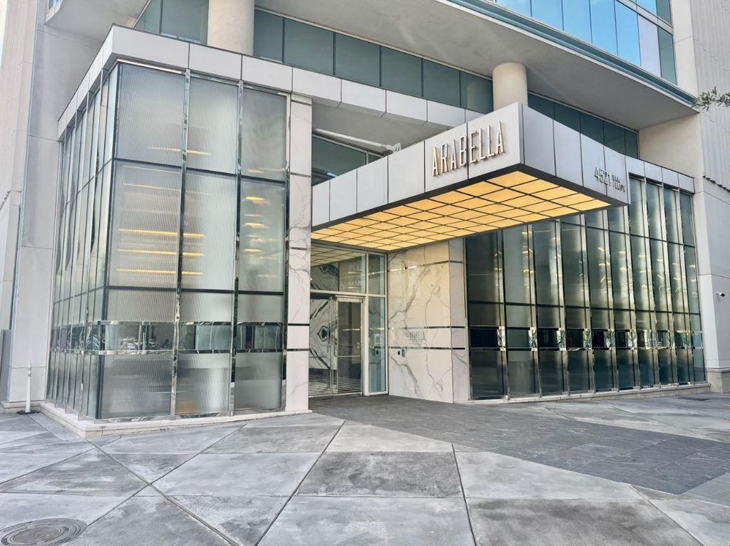 4521 San Felipe Street 1103, Houston, TX 77027
