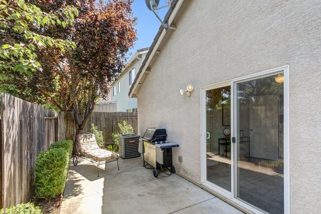 1682 Loon Lake St, Roseville, CA 95747