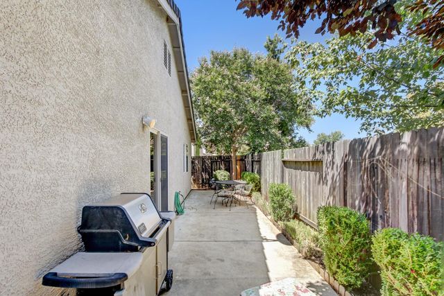 1682 Loon Lake St, Roseville, CA 95747