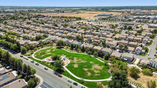 1682 Loon Lake St, Roseville, CA 95747