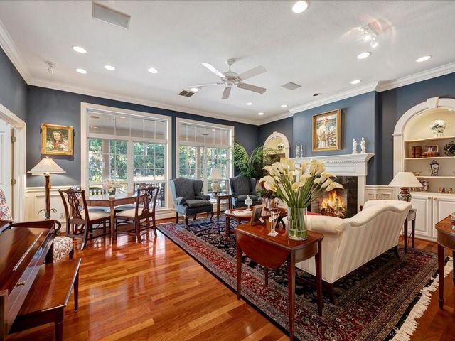 107 Torrey Pines Drive, Lufkin, TX 75901