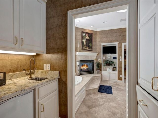 107 Torrey Pines Drive, Lufkin, TX 75901