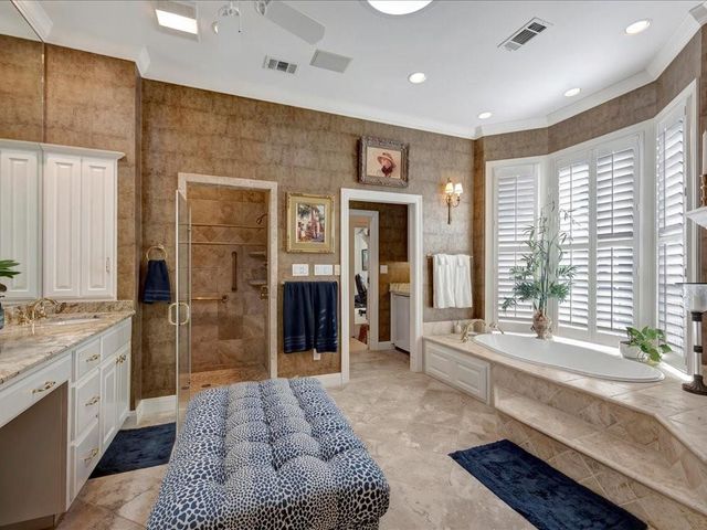 107 Torrey Pines Drive, Lufkin, TX 75901
