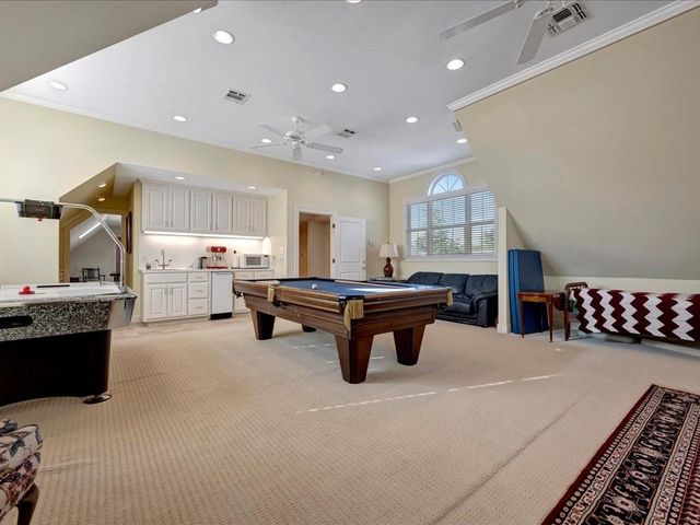 107 Torrey Pines Drive, Lufkin, TX 75901