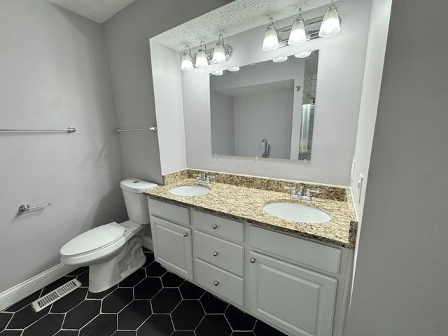 3493 Sunset Drive, Columbus, OH 43221