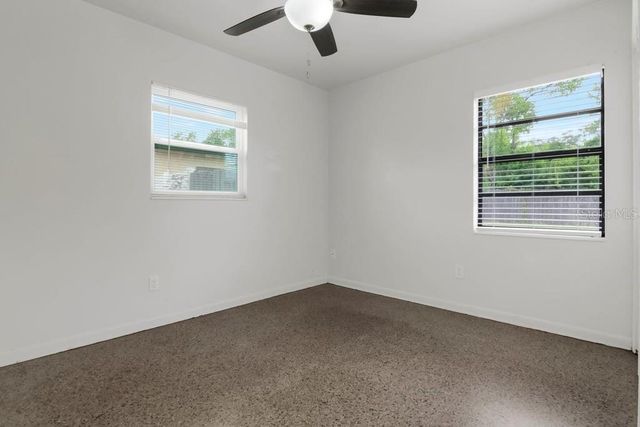 8709 N RENFREW PLACE, Tampa, FL 33604