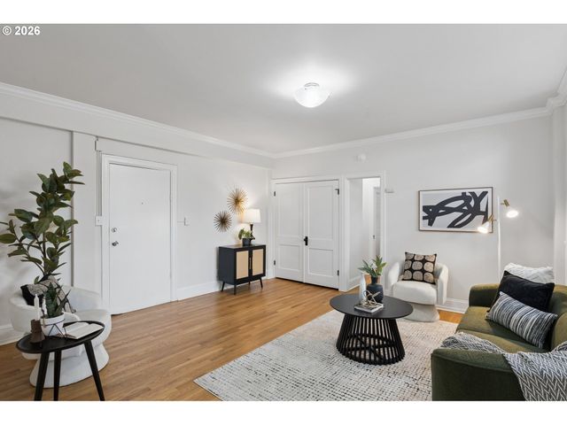 20 Nw 16TH Ave 8, Portland, OR 97209
