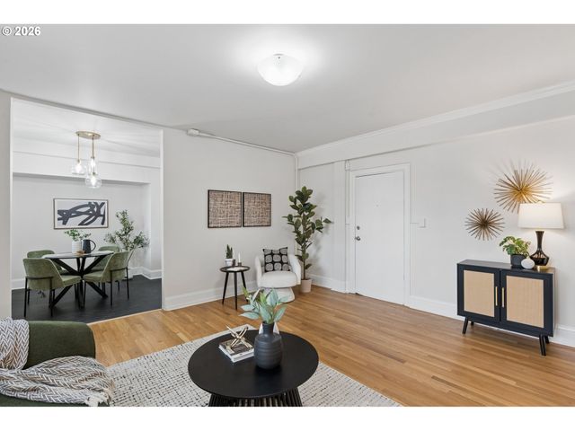 20 Nw 16TH Ave 8, Portland, OR 97209