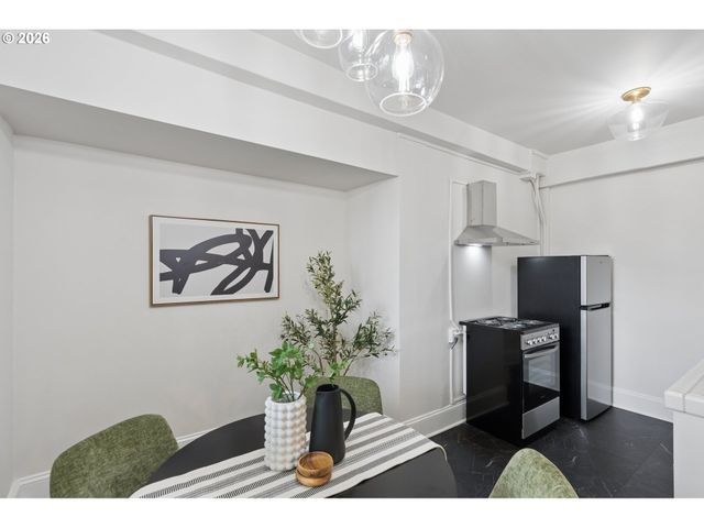 20 Nw 16TH Ave 8, Portland, OR 97209