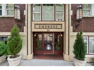 20 Nw 16TH Ave 8, Portland, OR 97209