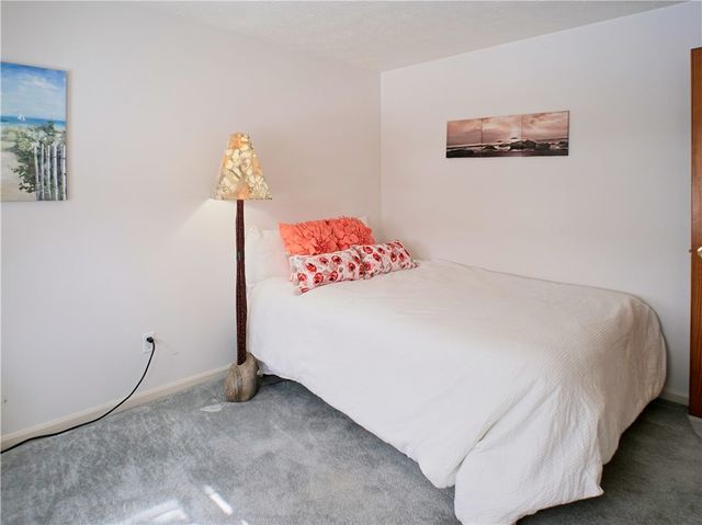 3 Freshfield, Perinton, NY 14450