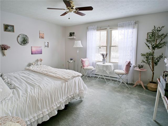 3 Freshfield, Perinton, NY 14450