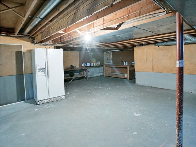 3 Freshfield, Perinton, NY 14450