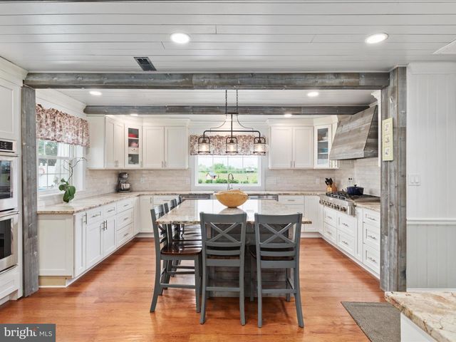 27986 OLD VALLEY PIKE, Toms Brook, VA 22660