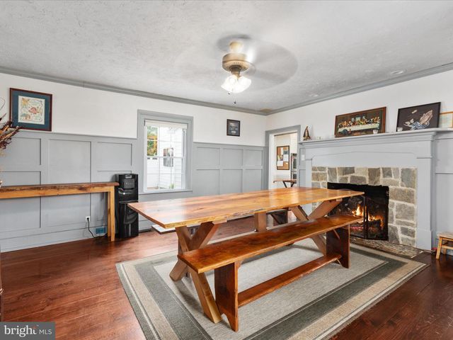 27986 OLD VALLEY PIKE, Toms Brook, VA 22660
