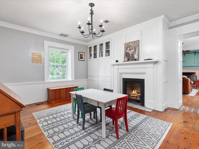 27986 OLD VALLEY PIKE, Toms Brook, VA 22660