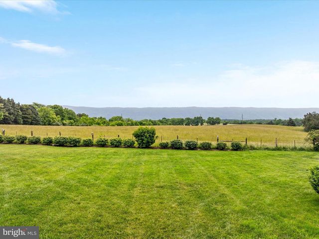 27986 OLD VALLEY PIKE, Toms Brook, VA 22660