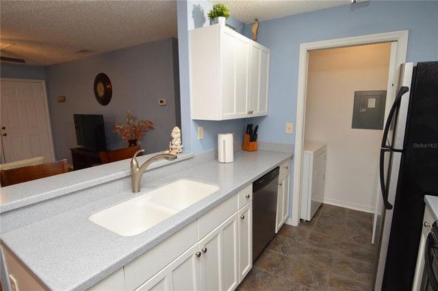 10263 GANDY BOULEVARD N 2403 (Furnished), St Petersburg, FL 33702