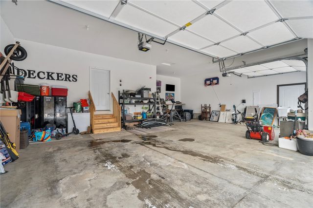 1389 Cardinal Drive, Fairfax, IA 52228