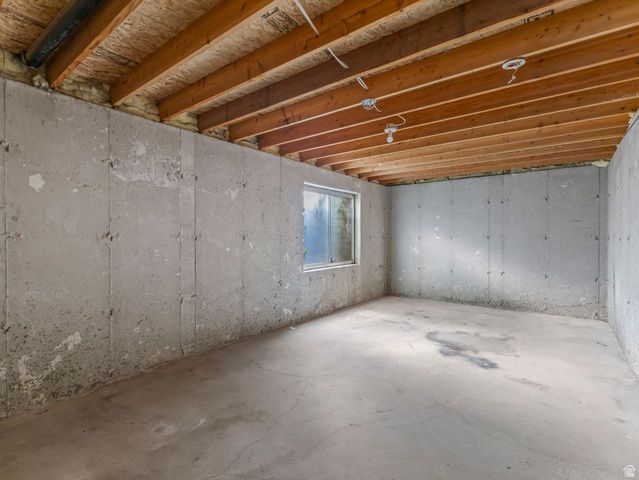 3932 S REDHAWK RD, West Valley City, UT 84119