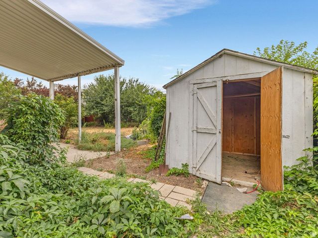 3932 S REDHAWK RD, West Valley City, UT 84119