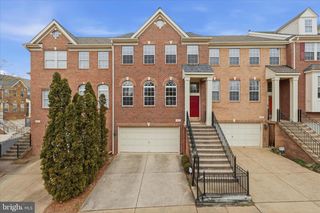 2682 LOGAN WOOD DR, Herndon, VA 20171