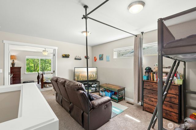 16233 76th Avenue Court E, Puyallup, WA 98375