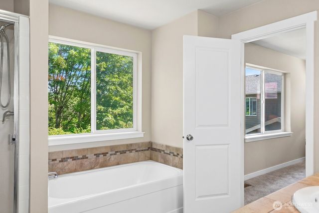 16233 76th Avenue Court E, Puyallup, WA 98375