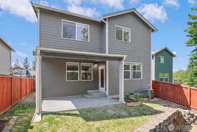 16233 76th Avenue Court E, Puyallup, WA 98375