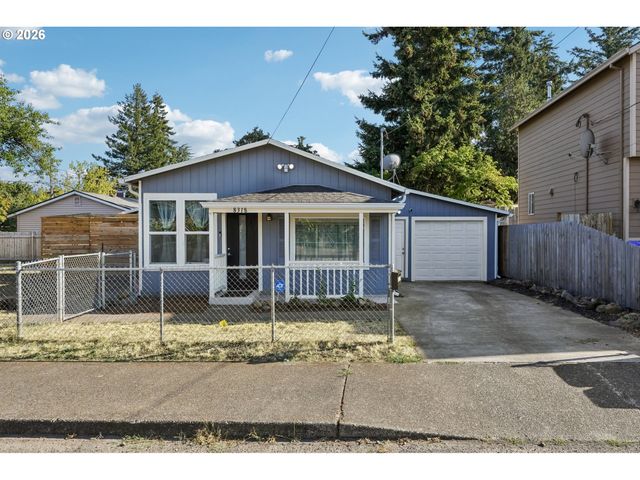 8318 Se KNAPP St, Portland, OR 97266