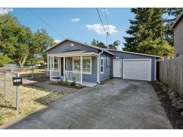 8318 Se KNAPP St, Portland, OR 97266