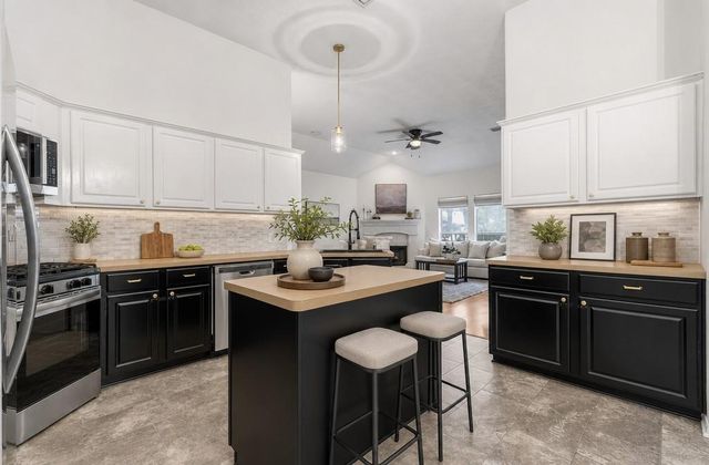 34019 Conroe Huffsmith Road, Magnolia, TX 77354