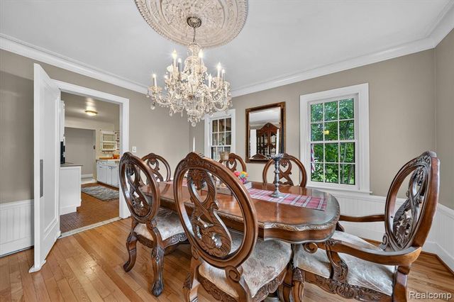 21125 Thorofare Road, Grosse Ile, MI 48138