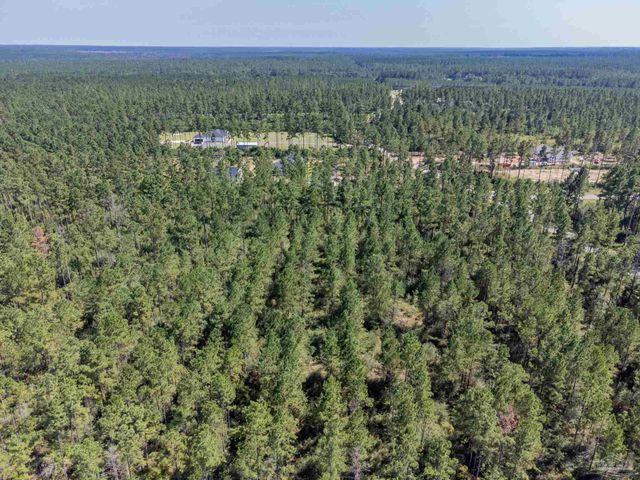 002 Sage Forest Ln, Pace, FL 32571