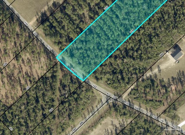 002 Sage Forest Ln, Pace, FL 32571